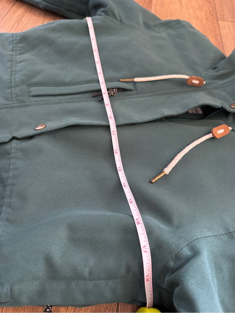 Women's Ski Jacket - Picture 6 of 10